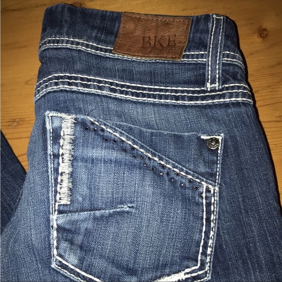 BKE Stella Slim Boot Jeans 26L - Picture 2 of 7